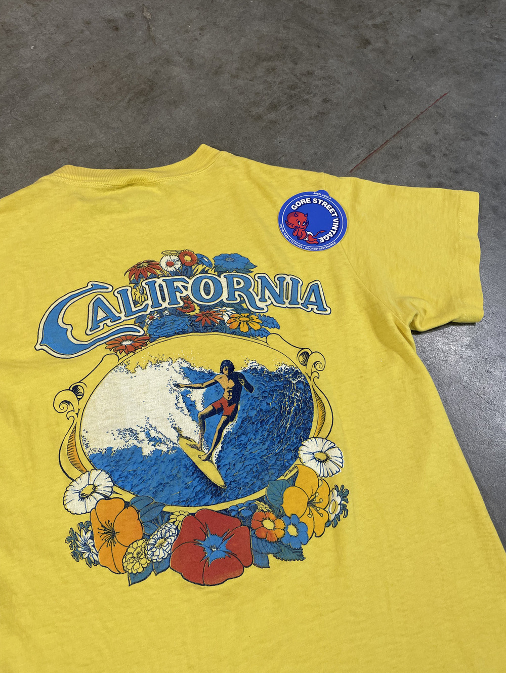 Vintage 70s Anvil Tag Califonia Surfing Souvenir Tee S 19x26
